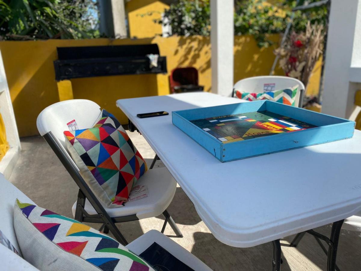 Paradise Villa Shared Onsite Private Pool Onsite Gym オーチョ・リオス エクステリア 写真